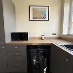 3 Bed In Oc-s35053 Ebberston
