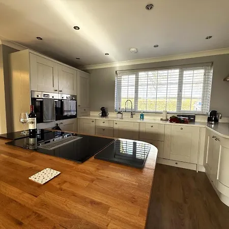 3 Bed In Oc-s35053