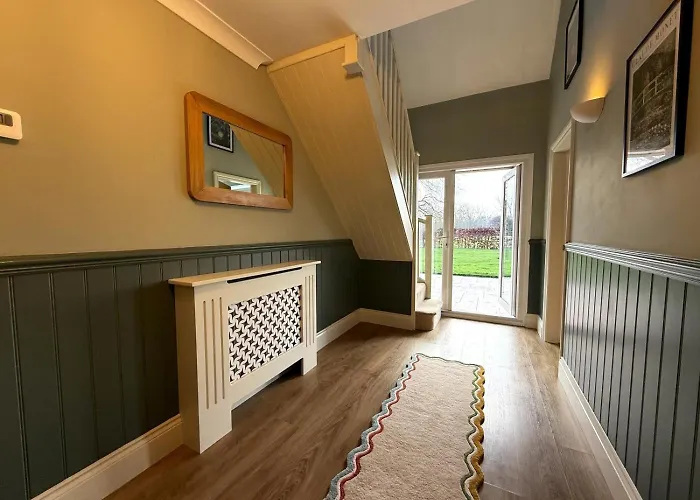 3 Bed In Oc-s35053 * Ebberston